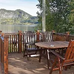 Daire 4 Person In Mandalen-by Traum *