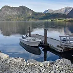 4 Person In Mandalen-by Traum Daire *